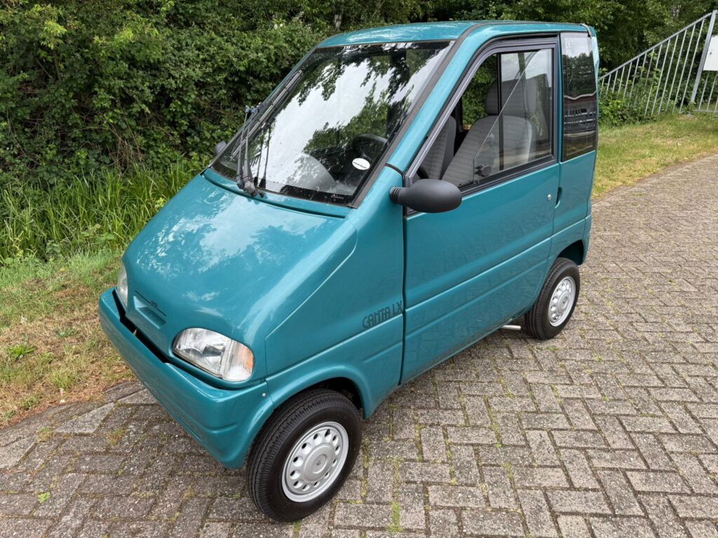 19206180-4b87-4edd-b247-7f2b78344a2a